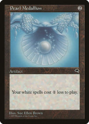 Pearl Medallion,, 300, Lightly Played, Normal