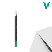 B03020 - Precision Round Synthetic Brush, Triangular Handle No.2/0